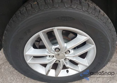 2017 Jeep Grand Cherokee Laredo 4X4 из США, поврежденный, VIN 1C4RJFAGXHC913023